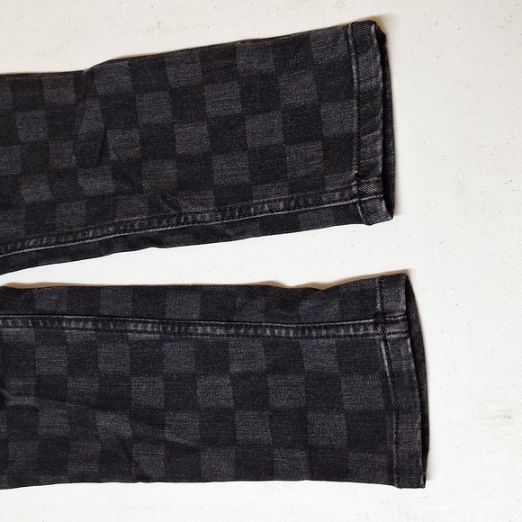 NEW! Boys' Skinny Checkered Black Jeans - art class - Picture 4 of 10